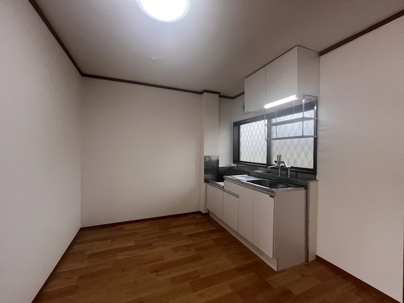 居室・リビング　DK。ダイニングテーブルも置ける広さがあります。