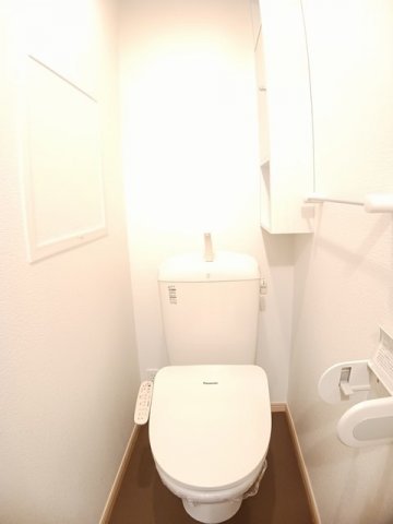 トイレ　シンプルで使いやすいトイレです