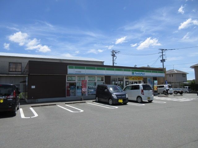 コンビニ　ファミリーマート大川北古賀店（コンビニ）まで650m