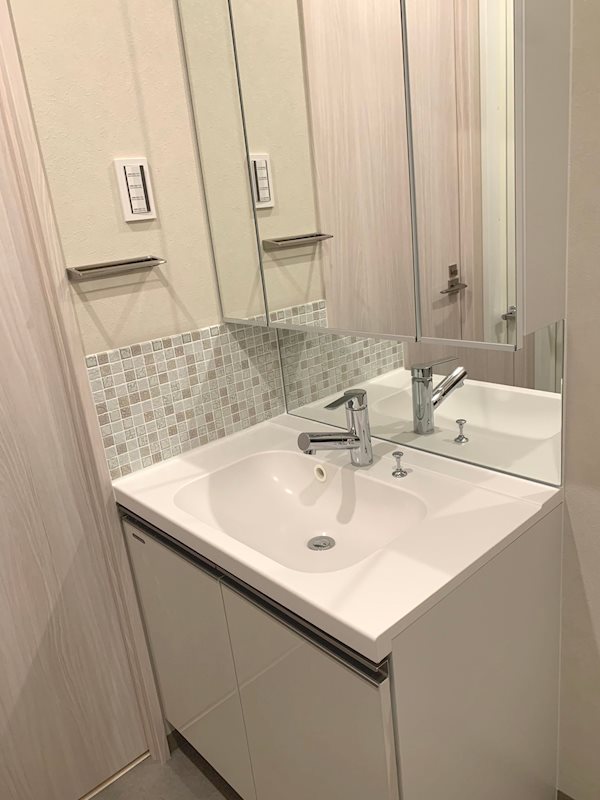 洗面設備　忙しい朝には欠かせない洗面所です♪