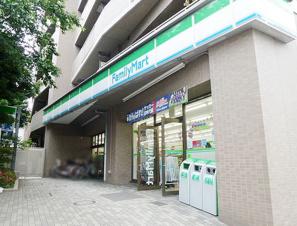 コンビニ　ファミリーマート東五反田四丁目店（コンビニ）まで10m