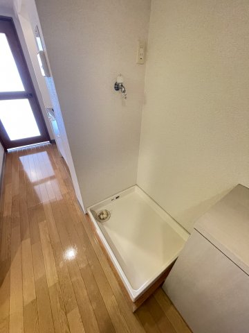 その他設備　室内洗濯機置き場です