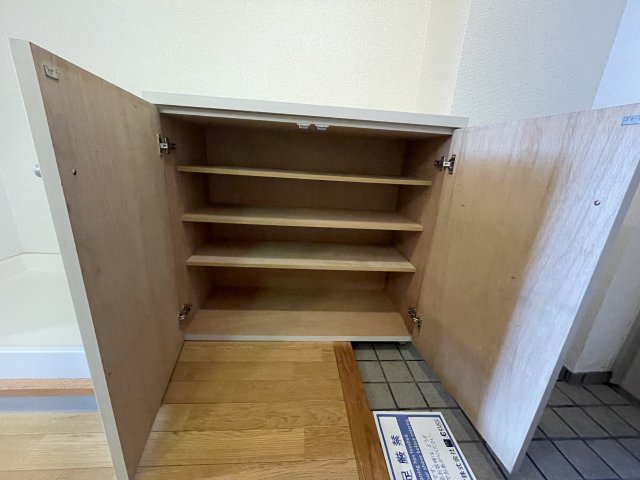 収納　シューズボックスのある玄関です