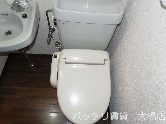 トイレ　別号室イメージの為、現状を優先致します。