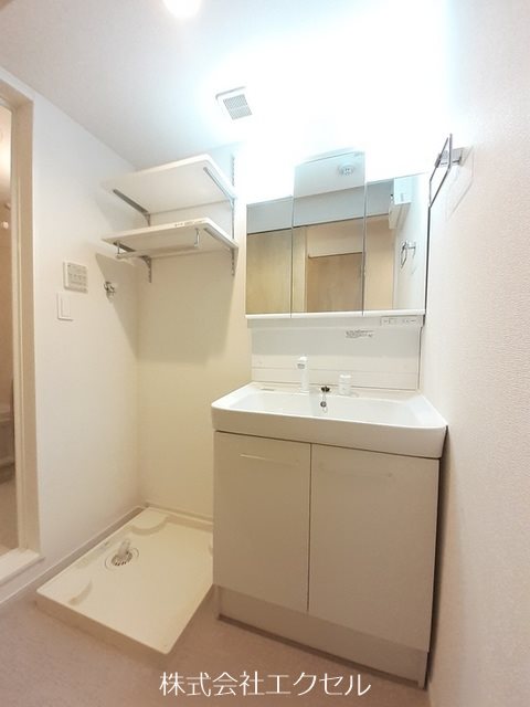洗面設備　独立洗面台です。