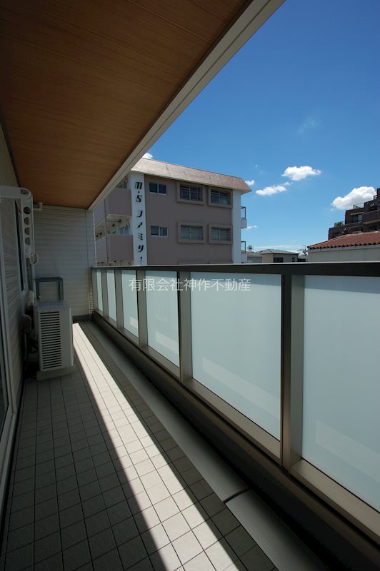 バルコニー　南向き