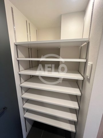 収納　S-RESIDENCE松屋町asence　ウォークインクロー