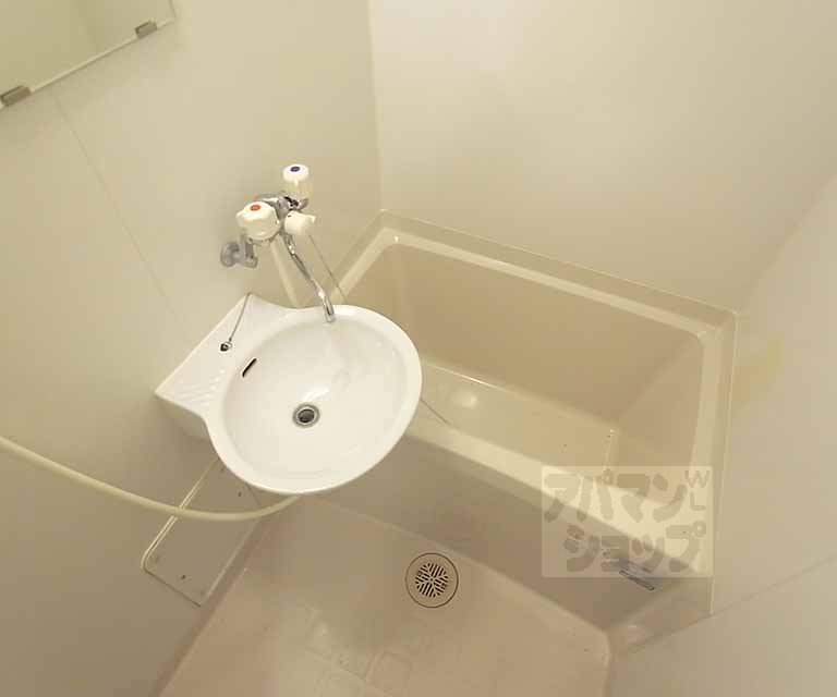 バス・シャワールーム　バス