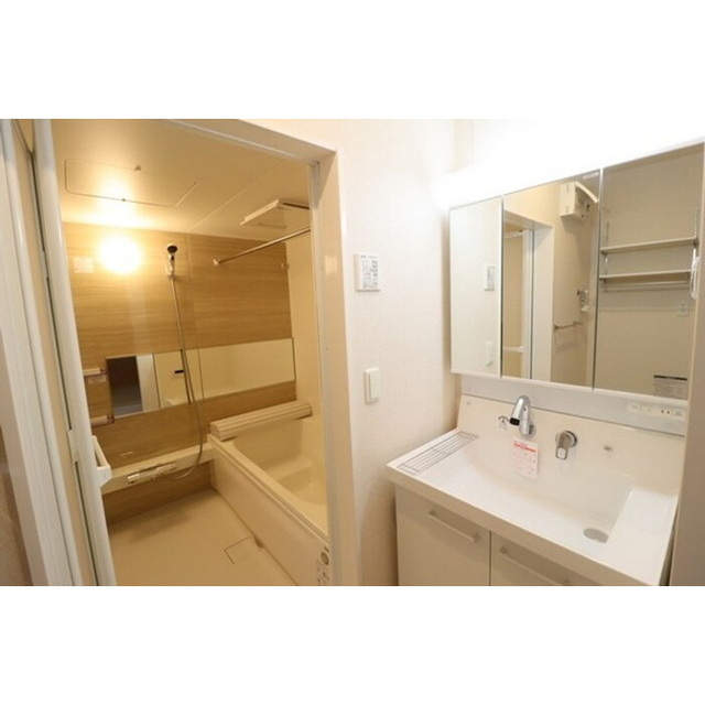 洗面設備　うれしい独立洗面台