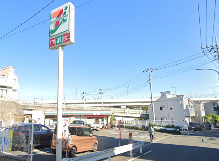 コンビニ　セブンイレブン 横浜笹下5丁目店（コンビニ）まで671m