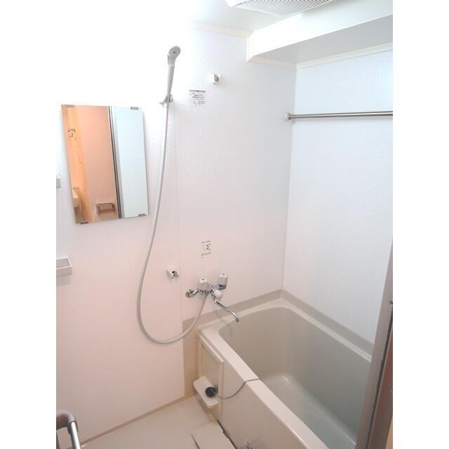 バス・シャワールーム　写真は同間取り別部屋です。?