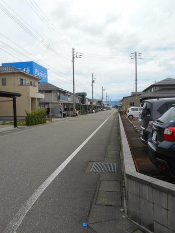 その他　前面道路（その他）まで0m