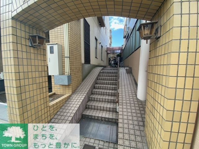 エントランス　エントランス