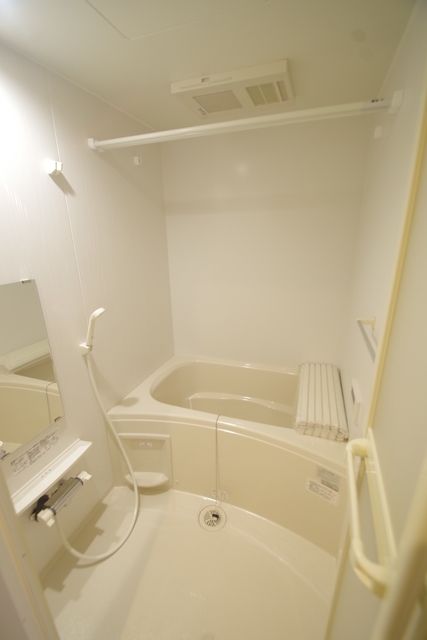 バス・シャワールーム　★お問い合わせはタウンハウジング町田店まで★