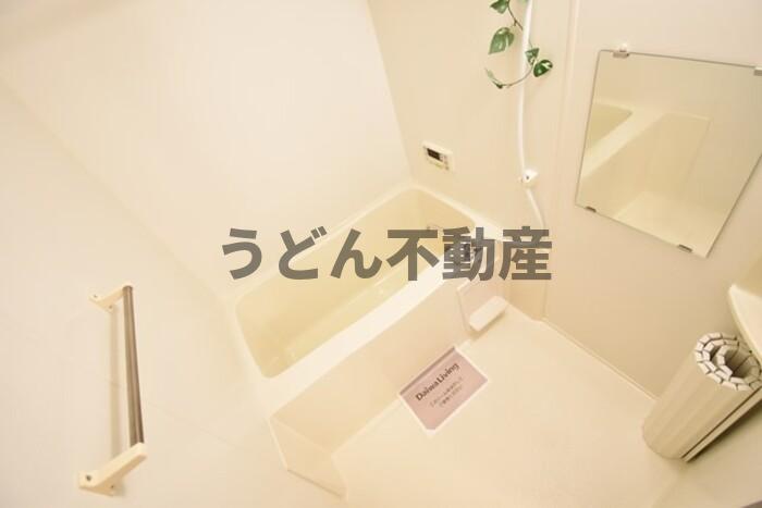 バス・シャワールーム　うどん県のお部屋探しはうどん不動産へ うどんちゃんとLINE