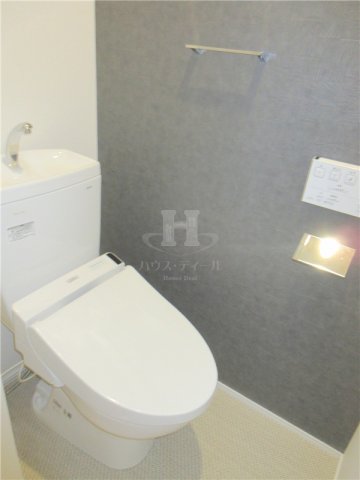 トイレ　清潔感のあるトイレです