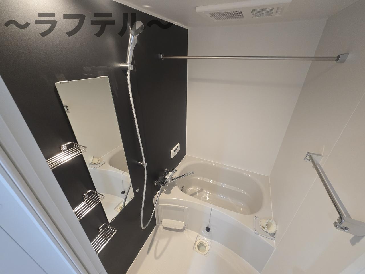 バス・シャワールーム　別部屋イメージ写真