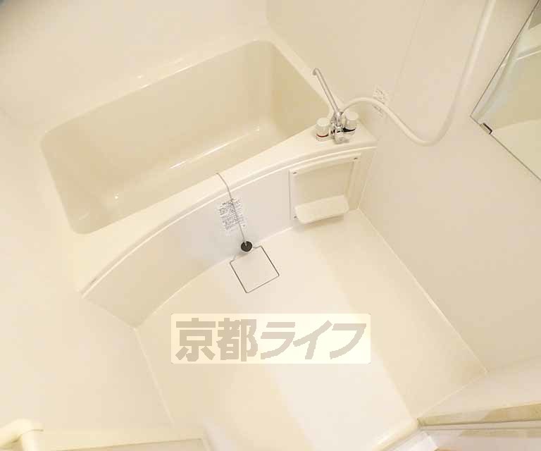 バス・シャワールーム　お風呂も気持ちよく入れます