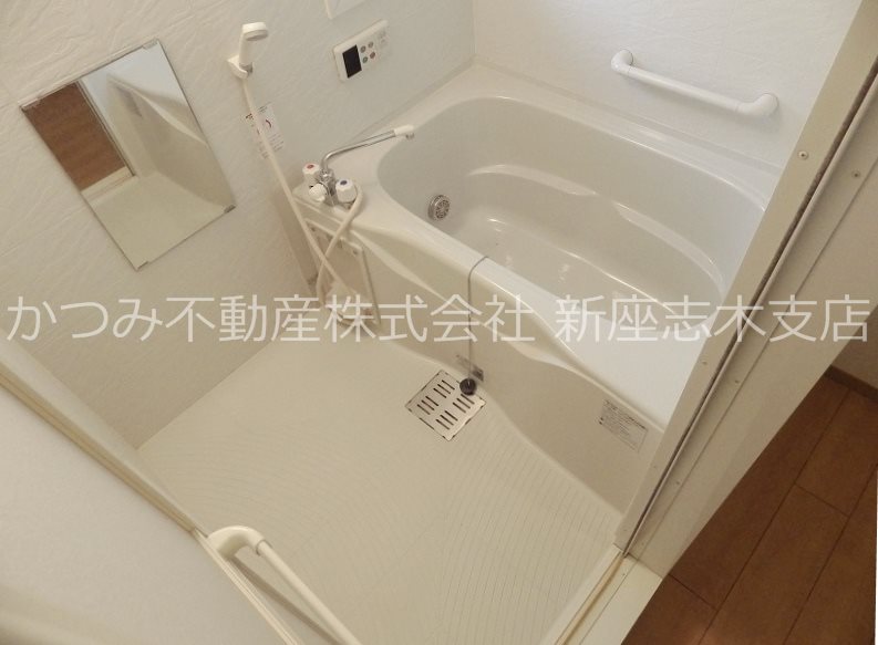バス・シャワールーム　別号室参考写真