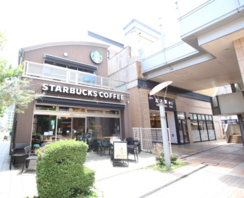 飲食店　スターバックス コーヒー 志木駅前店（飲食店）まで609m