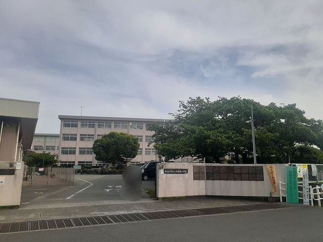 小学校　平岡東小学校（小学校）まで726m