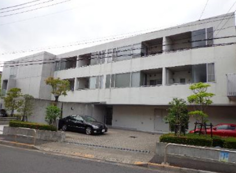 建物外観　落ち着いた雰囲気の外観です