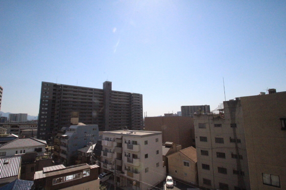 眺望　※掲載写真は同マンション別部屋参考写真となります。