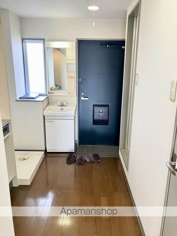泉川マンションの玄関写真