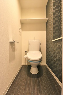 トイレ　うれしい温水洗浄機能付き