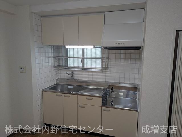 キッチン　ガステーブルはご自身で用意ください