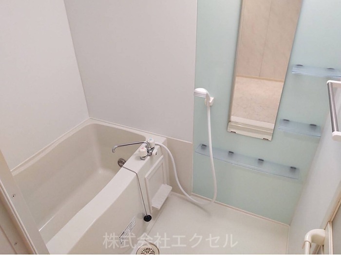 バス・シャワールーム　追い焚きできます。