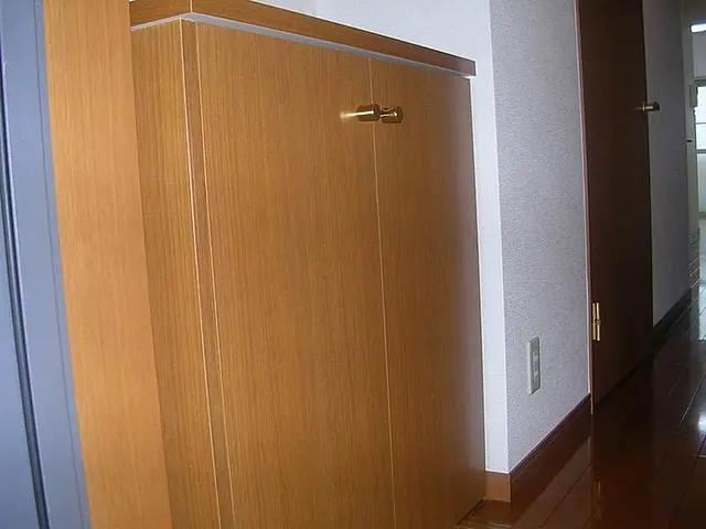 玄関　※別部屋参照