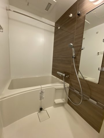 バス・シャワールーム　他号室　同施工参考写真