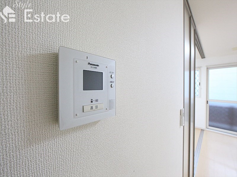 セキュリティ　モニター付きインターホン