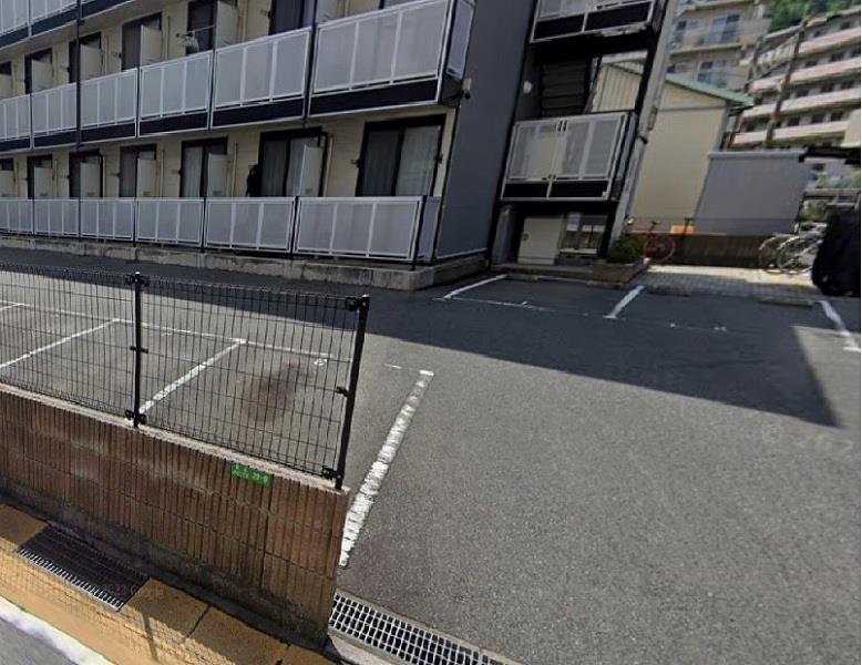 駐車場　備品や設備仕様は号室等により異なります現地をご確認下さい。