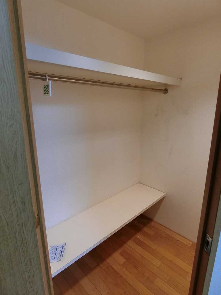 収納　※同建物の別タイプの写真です。