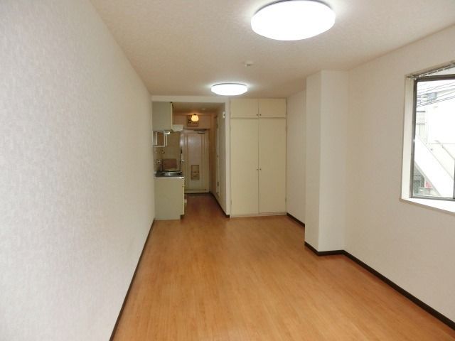 その他部屋・スペース　家具家電をおいてもゆとりがあります