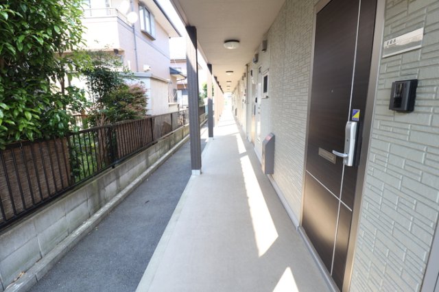 エントランス　エントランス