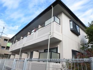 建物外観　南向き日当たり良好