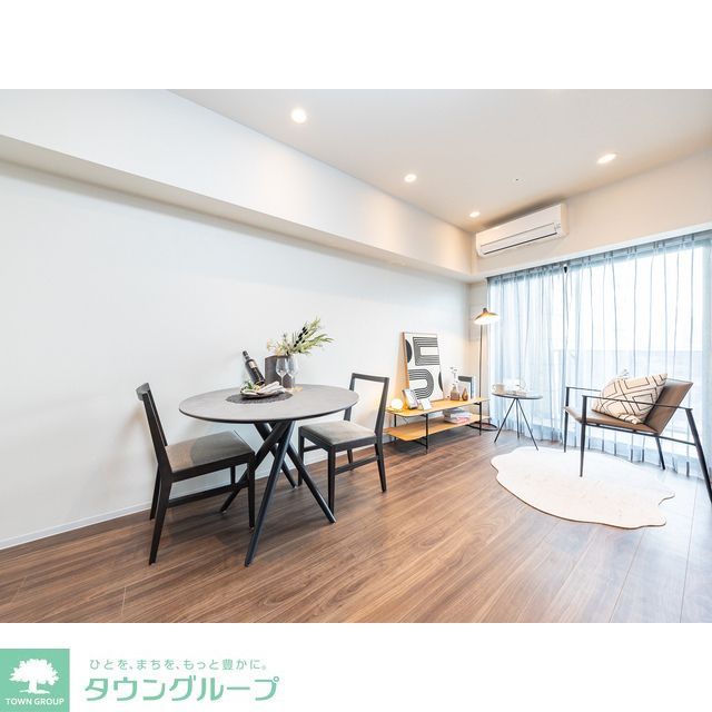 居室・リビング　※家具・家電の備え付けはありません
