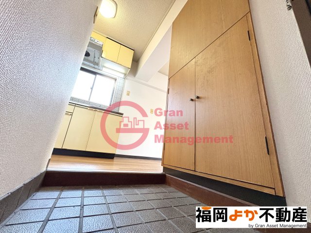 玄関　明るい玄関です