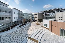 中学校　柏市立柏の葉中学校（中学校）まで1264m