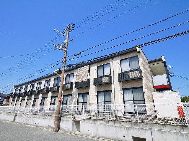 建物外観　落ち着いた雰囲気の外観です