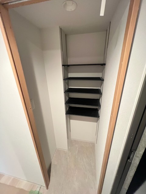 玄関　建築中です☆