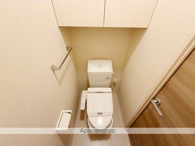 阪神本線 鳴尾・武庫川女子大前駅 徒歩12分 3階建 築9年のトイレ写真