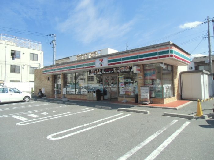 コンビニ　セブン-イレブン 寝屋川池田旭町店（コンビニ）まで350m