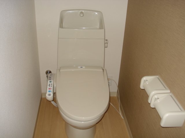 トイレ　シャワー付トイレ