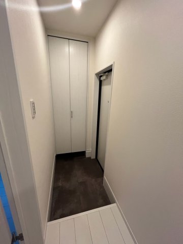 リブレメゾン下大市西町Iの玄関写真