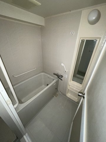 バス・シャワールーム　別のお部屋の写真です