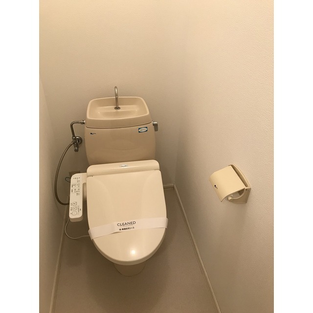 トイレ　同タイプ・別部屋画像